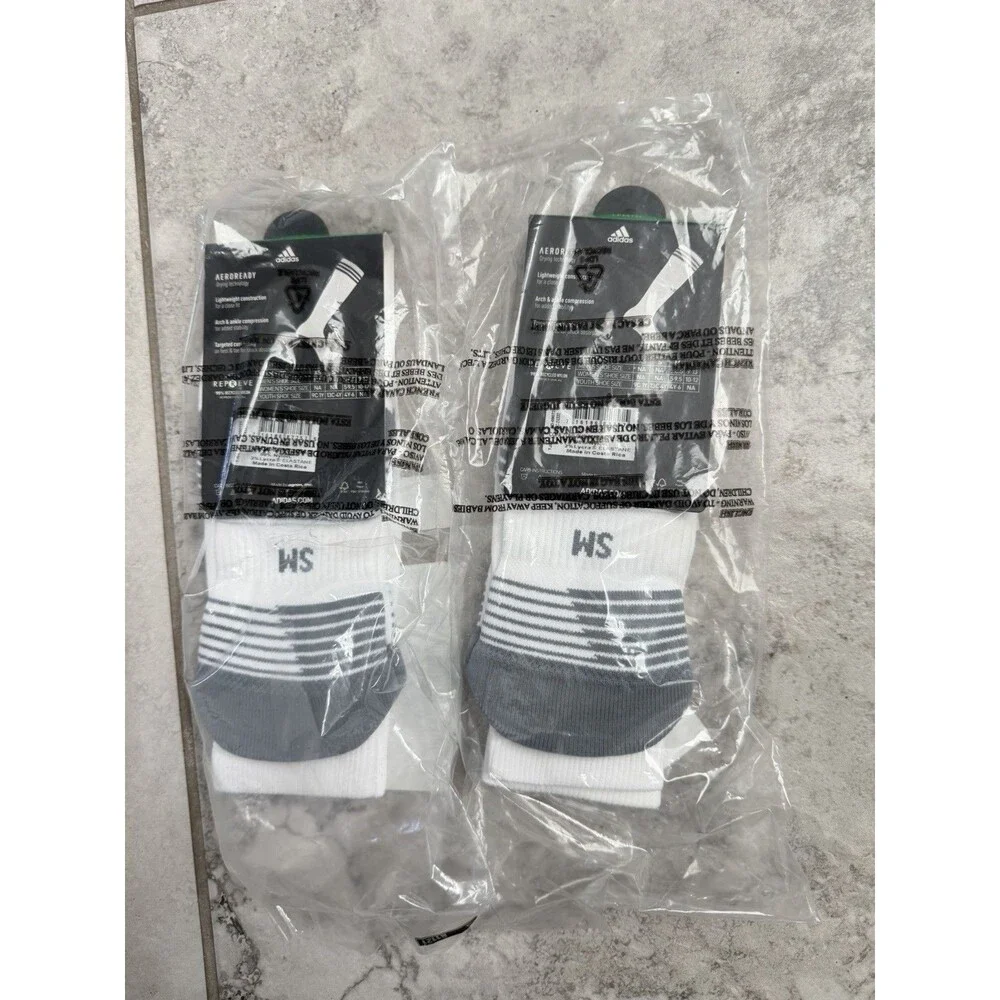 2 Pairs Adidas Soccer Youth Kids Sz 13C-4Y Copa Zone Cushioned Socks White/White